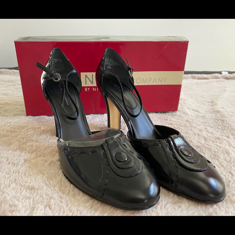 CLASSIC BLACK NINE WEST HEELS